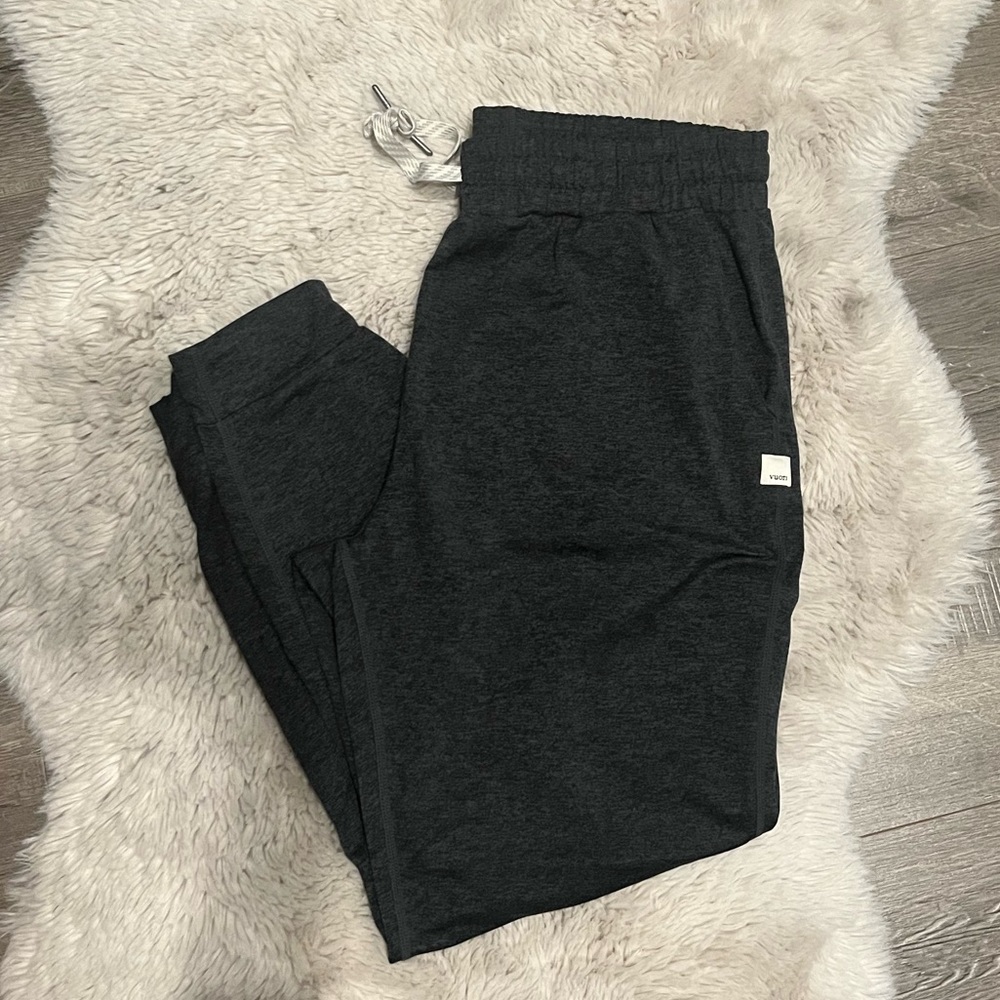 Vuori joggers